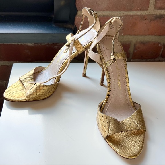Jean-Michel Cazabat ~ Stiletto Heels ~ Skin ~ Gold ~ Well loved, still gorgeous - Picture 3 of 9